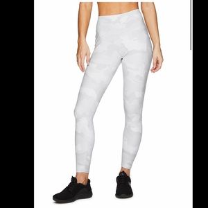 RBX Super Soft White Camo Active Legging NWOT